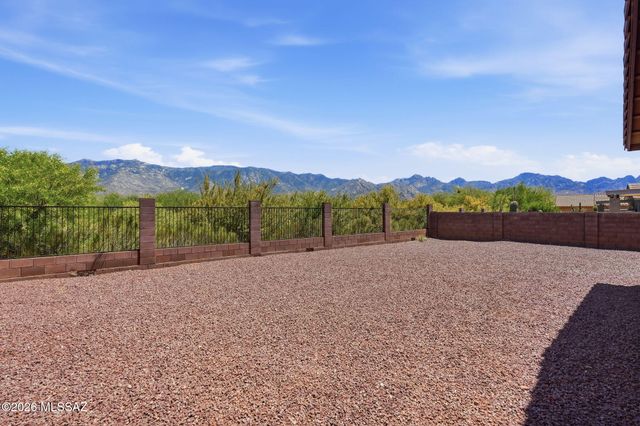 14950 N Capriole Road, Tucson, AZ 85739
