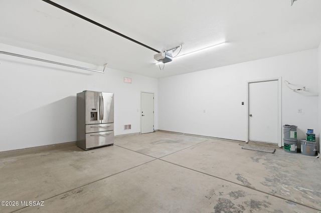 14950 N Capriole Road, Tucson, AZ 85739