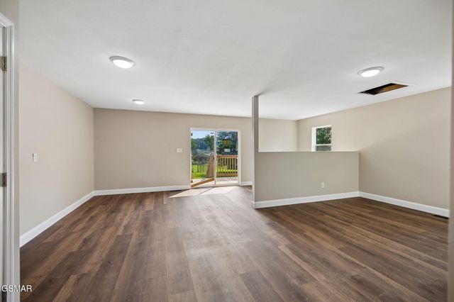 213 Chapman Overlook Drive, Seymour, TN 37865