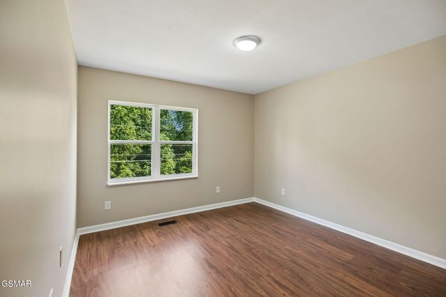 213 Chapman Overlook Drive, Seymour, TN 37865
