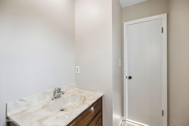 213 Chapman Overlook Drive, Seymour, TN 37865