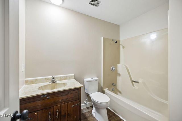 213 Chapman Overlook Drive, Seymour, TN 37865