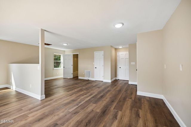 213 Chapman Overlook Drive, Seymour, TN 37865