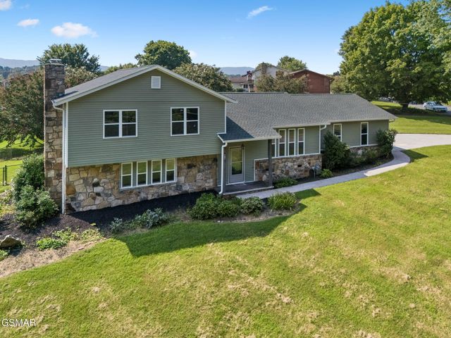 213 Chapman Overlook Drive, Seymour, TN 37865