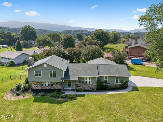 213 Chapman Overlook Drive, Seymour, TN 37865