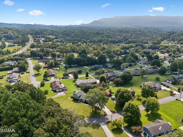 213 Chapman Overlook Drive, Seymour, TN 37865