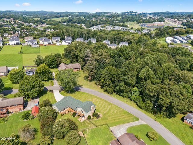 213 Chapman Overlook Drive, Seymour, TN 37865