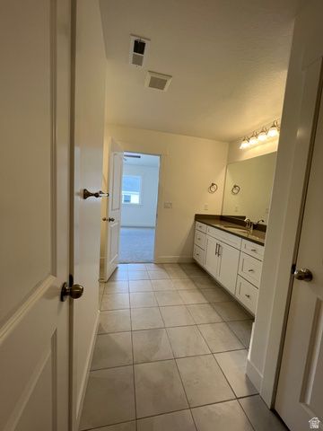 1792 N FESTIVE WAY, Saratoga Springs, UT 84045