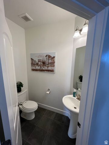 1792 N FESTIVE WAY, Saratoga Springs, UT 84045