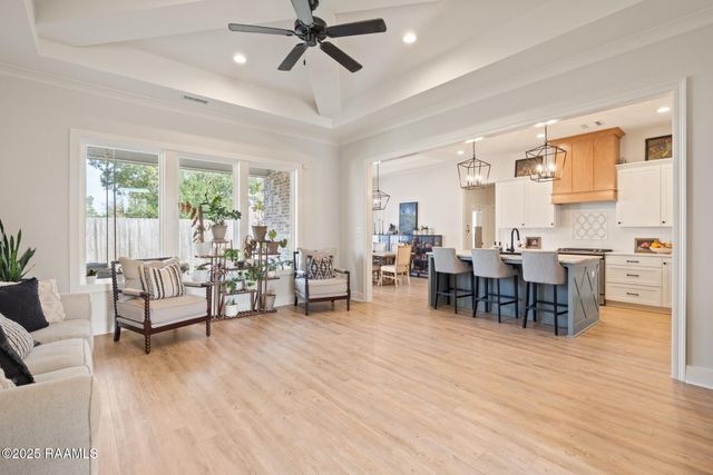 108 Sanctuary Lane, Lafayette, LA 70503