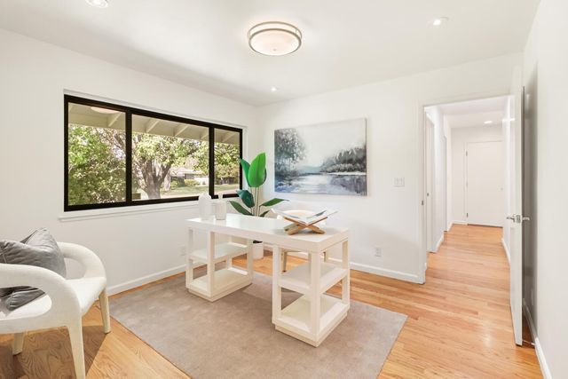 861 Laverstock Way, Sacramento, CA 95864