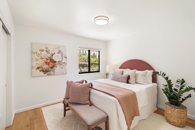 861 Laverstock Way, Sacramento, CA 95864