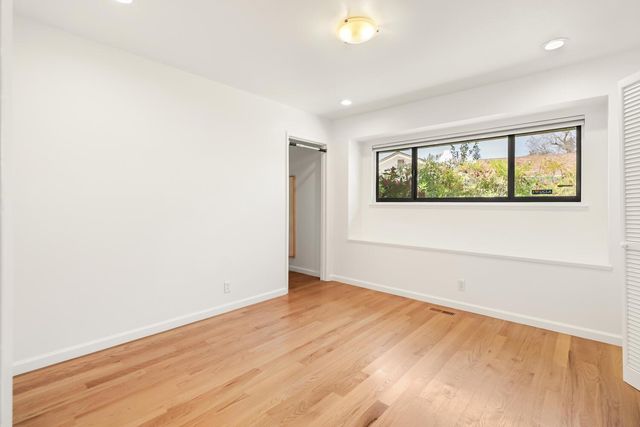 861 Laverstock Way, Sacramento, CA 95864