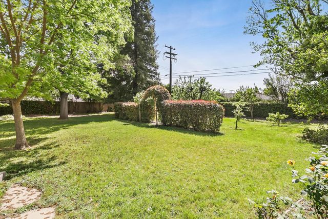 861 Laverstock Way, Sacramento, CA 95864