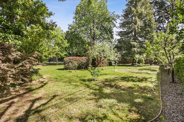 861 Laverstock Way, Sacramento, CA 95864