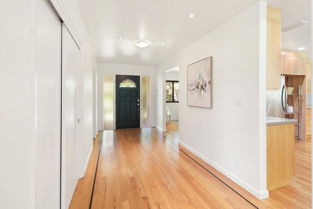 861 Laverstock Way, Sacramento, CA 95864