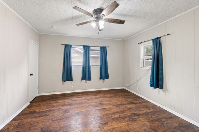 103 Havner Street, Corsicana, TX 75110