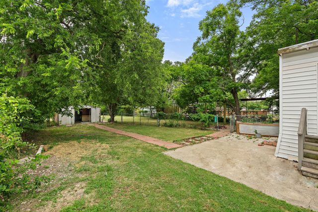 103 Havner Street, Corsicana, TX 75110