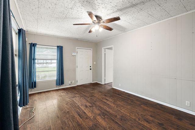 103 Havner Street, Corsicana, TX 75110