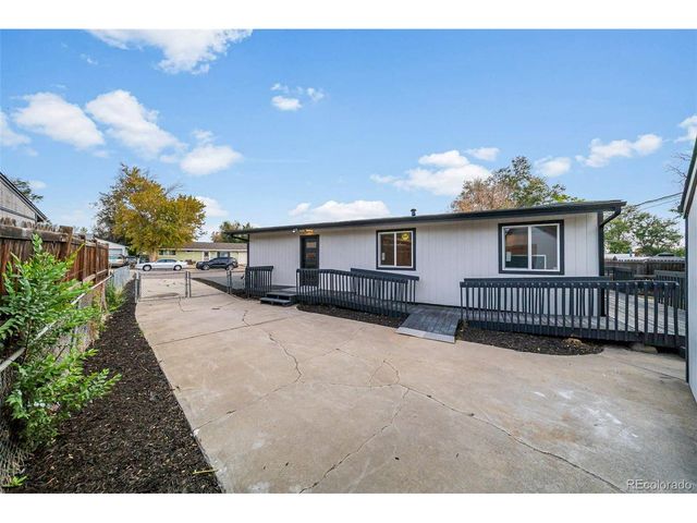 240 Cortez St, Denver, CO 80221