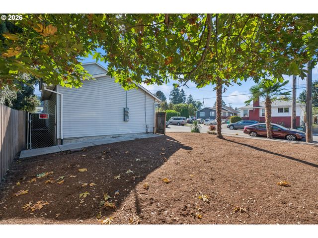 7502 N WILLIAMS Ave, Portland, OR 97217