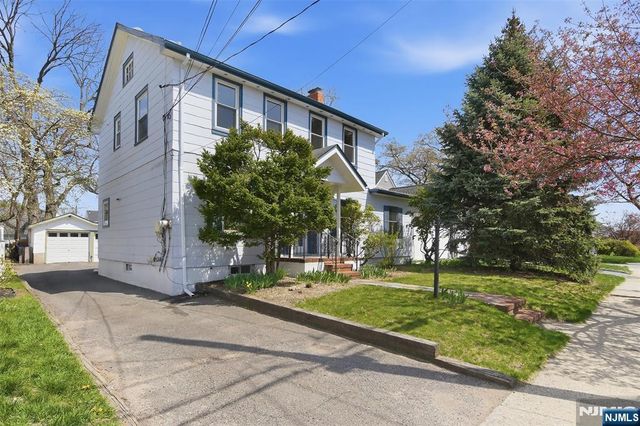 64 Davis Avenue, Hackensack, NJ 07601