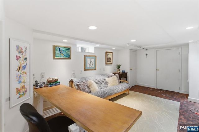 64 Davis Avenue, Hackensack, NJ 07601