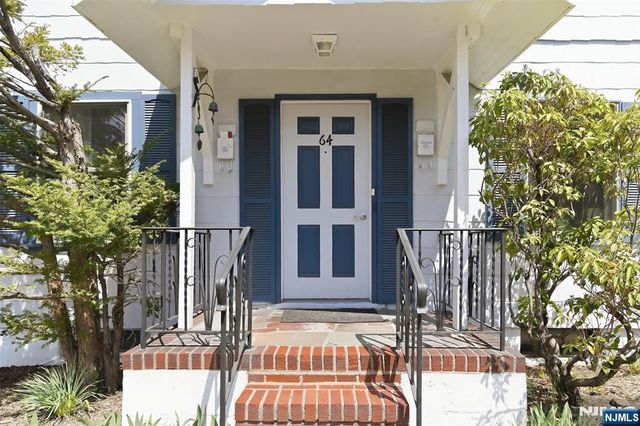 64 Davis Avenue, Hackensack, NJ 07601