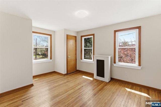 64 Davis Avenue, Hackensack, NJ 07601