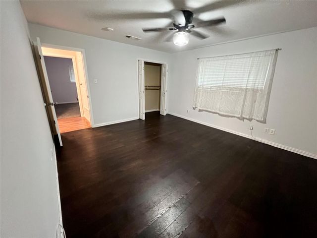 795 Vogel DR, Lockhart, TX 78644