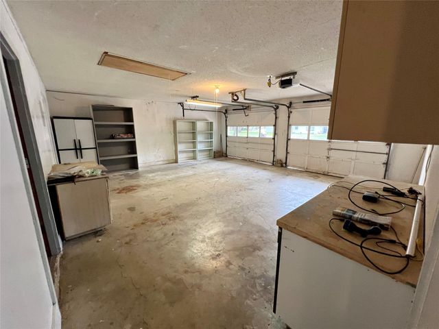795 Vogel DR, Lockhart, TX 78644