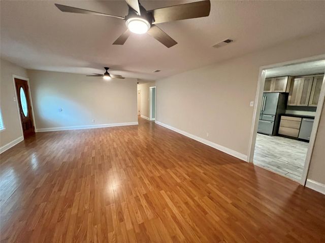795 Vogel DR, Lockhart, TX 78644