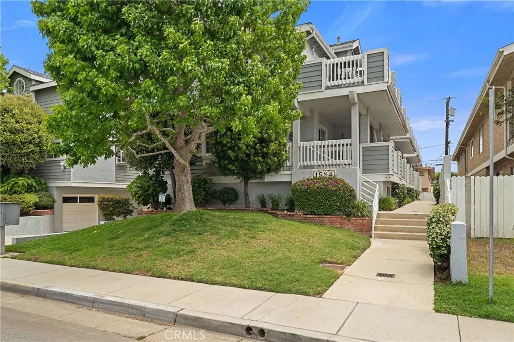 1534 Marcelina Avenue A, Torrance, CA 90501