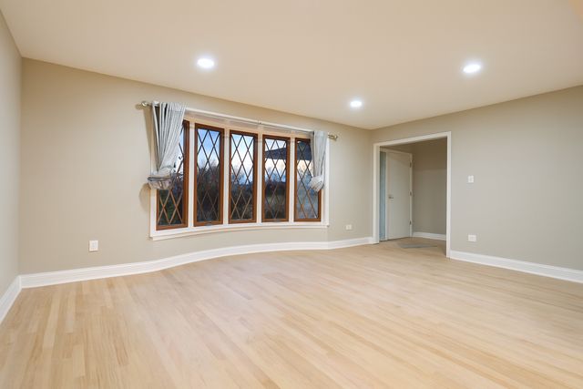 8226 Bob O Link Road, Orland Park, IL 60462