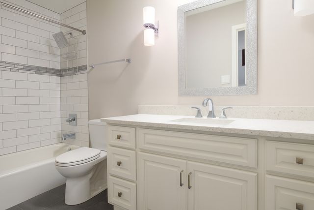 8226 Bob O Link Road, Orland Park, IL 60462