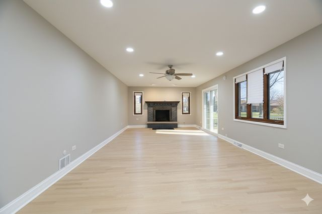 8226 Bob O Link Road, Orland Park, IL 60462