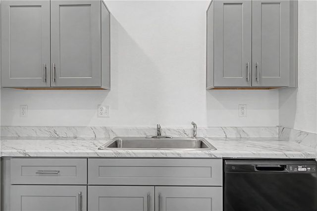 6607 SW Devotion Ave, Bentonville, AR 72713