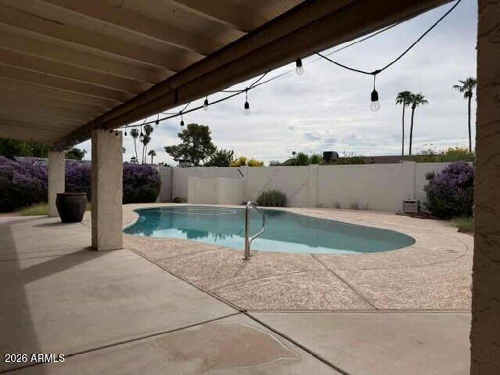 12016 N 34TH Place, Phoenix, AZ 85028