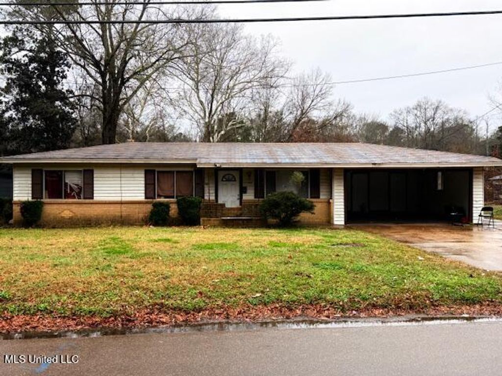 1073 Maria Drive, Jackson, MS 39204