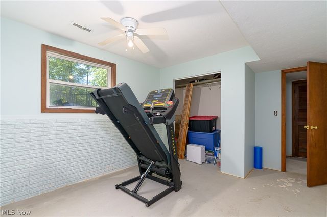 26943 Southwood Lane, Olmsted Twp, OH 44138