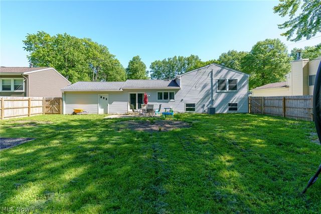 26943 Southwood Lane, Olmsted Twp, OH 44138