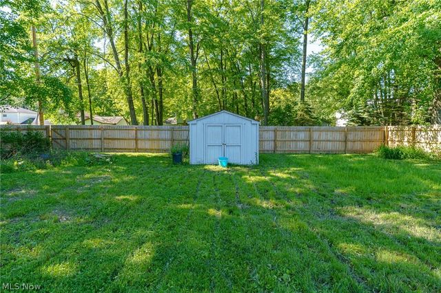 26943 Southwood Lane, Olmsted Twp, OH 44138