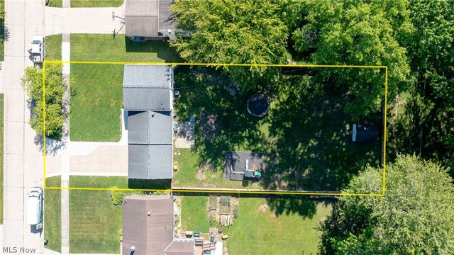 26943 Southwood Lane, Olmsted Twp, OH 44138