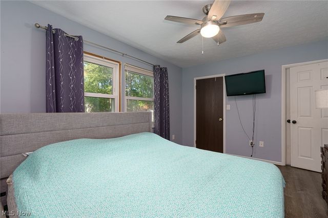 26943 Southwood Lane, Olmsted Twp, OH 44138
