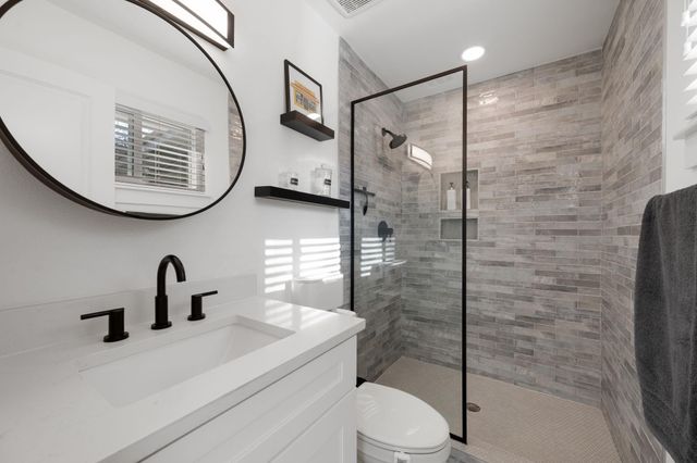 827 Sussex DR, Austin, TX 78745