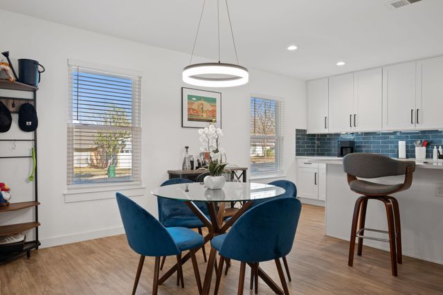 827 Sussex DR, Austin, TX 78745