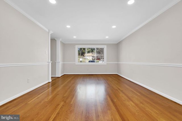 19103 CAPEHART DR, Montgomery Village, MD 20886