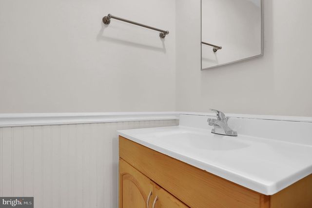 19103 CAPEHART DR, Montgomery Village, MD 20886