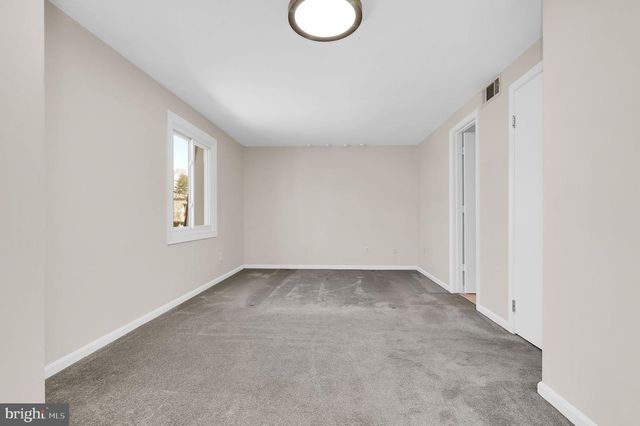 19103 CAPEHART DR, Montgomery Village, MD 20886