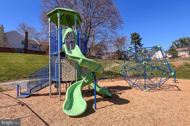 19103 CAPEHART DR, Montgomery Village, MD 20886